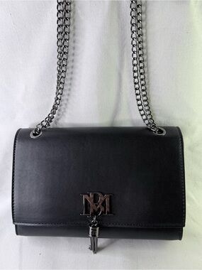 Classic Badgley Mischka Black flap over bag with Chain Shoulder Bag